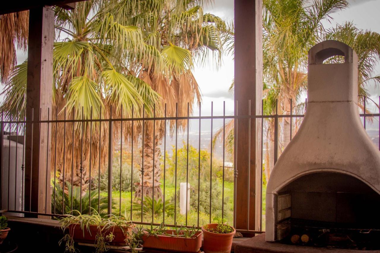 Bed & Breakfast Kalinka Bed and Breakfast Motta SantʼAnastasia Εξωτερικό φωτογραφία